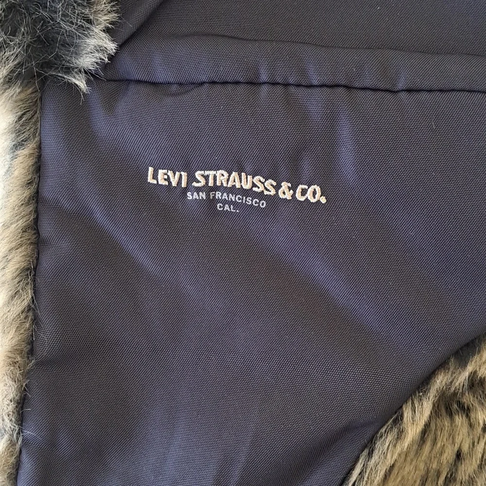 Fur Lined Winter hat - Picture 4 of 5